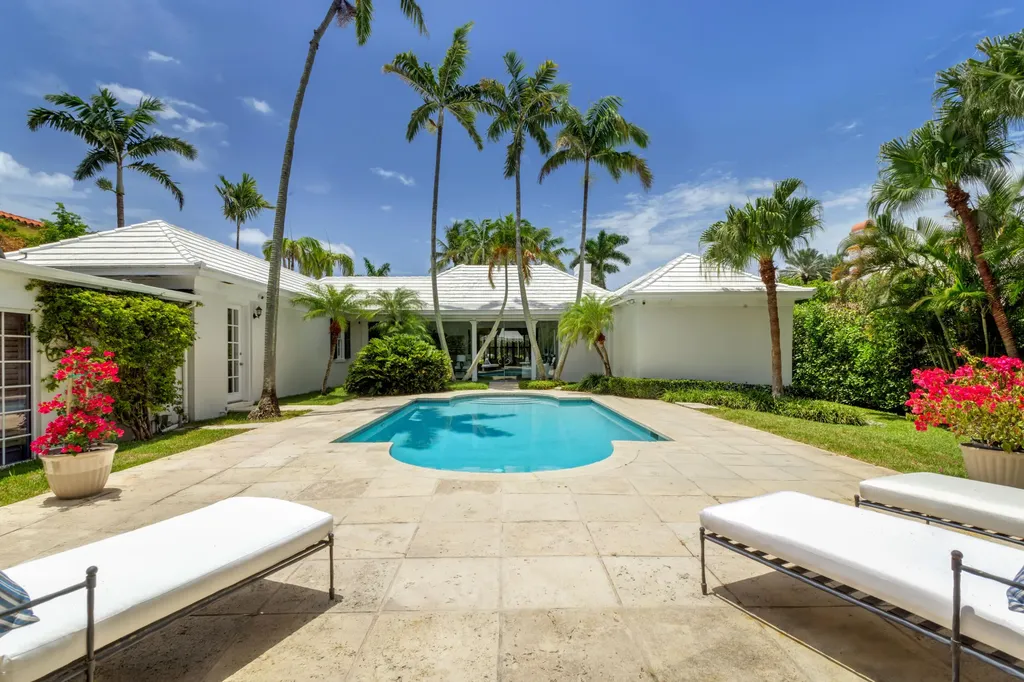 145 Clarendon Avenue Palm Beach FL 33480
