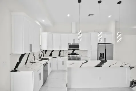2886 Grant Avenue SE Palm Bay FL 32909