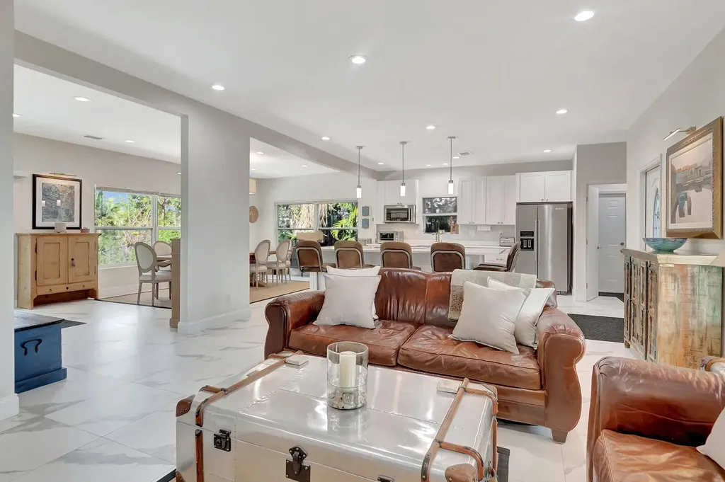 299 NW 10th Court Boca Raton FL 33486