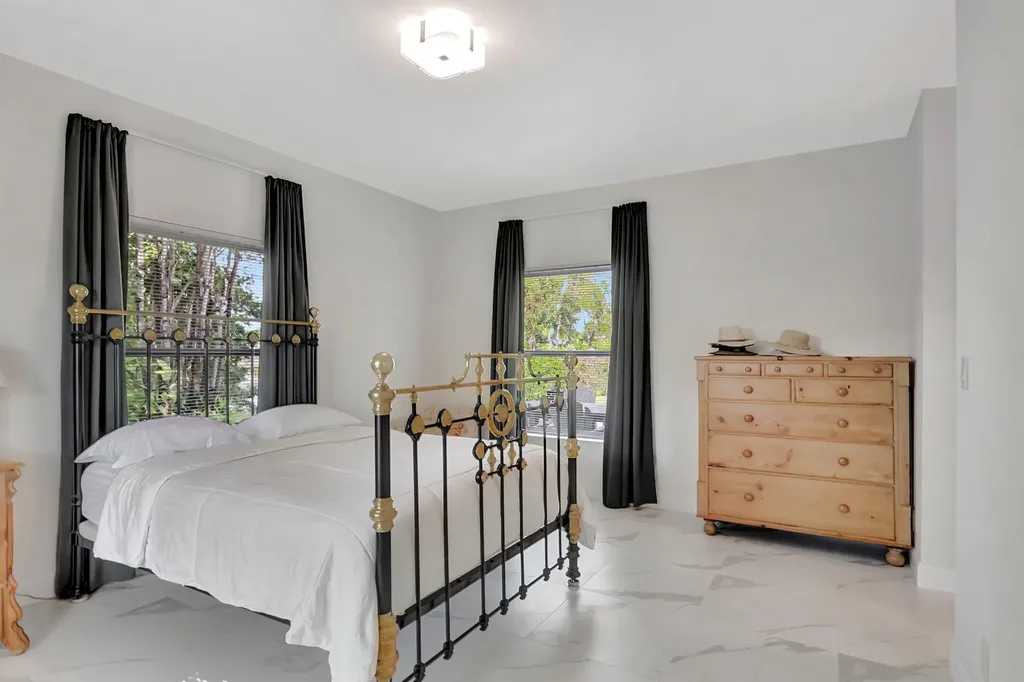 299 NW 10th Court Boca Raton FL 33486