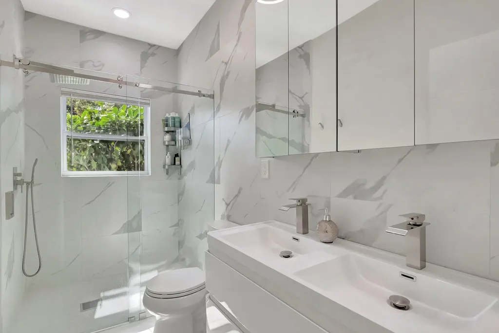 299 NW 10th Court Boca Raton FL 33486