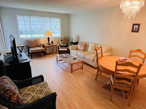 2812 S Garden Drive Lake Worth FL 33461