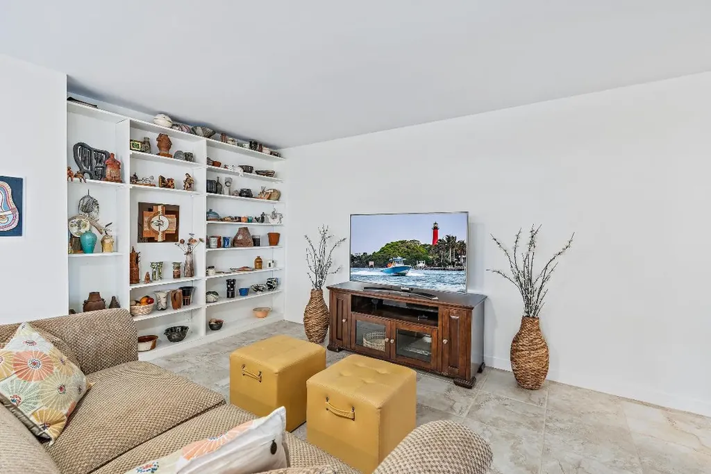 733 Waterway Drive North Palm Beach FL 33408