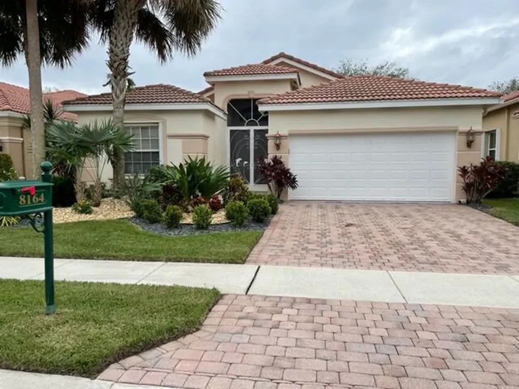 8164 Alberti Drive Lake Worth FL 33467