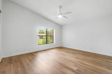4932 Boxwood Circle Boynton Beach FL 33436