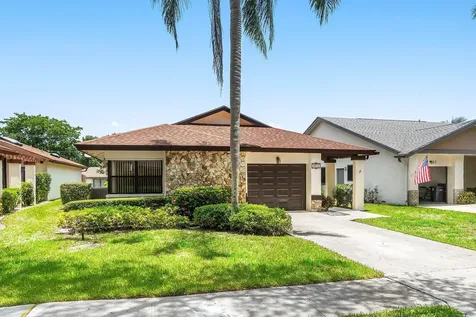 4932 Boxwood Circle Boynton Beach FL 33436