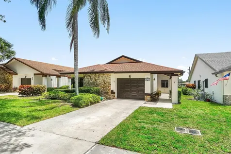 4932 Boxwood Circle Boynton Beach FL 33436