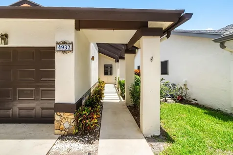 4932 Boxwood Circle Boynton Beach FL 33436