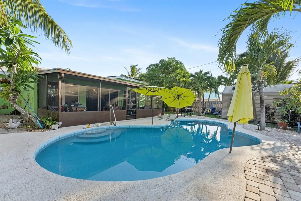 1320 Ontario Drive Lake Worth FL 33461
