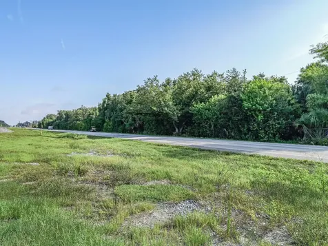 7555 Us Highway 1 Highway Vero Beach FL 32967
