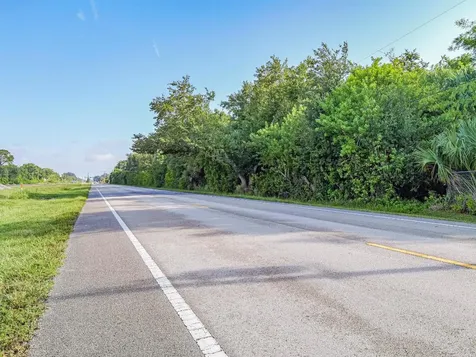 7555 Us Highway 1 Highway Vero Beach FL 32967