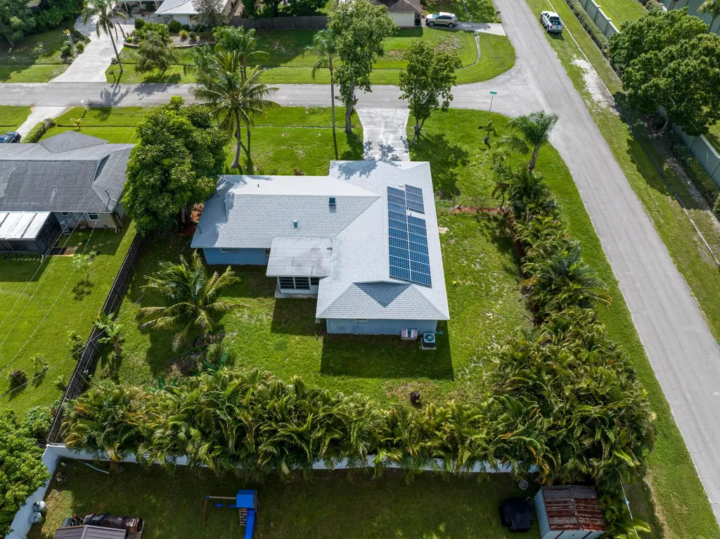 106 NW Broadview Street Port St Lucie FL 34983
