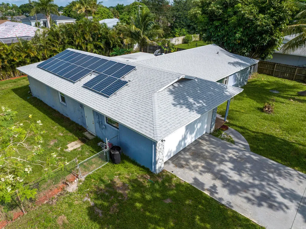 106 NW Broadview Street Port St Lucie FL 34983