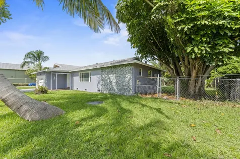 106 NW Broadview Street Port St Lucie FL 34983