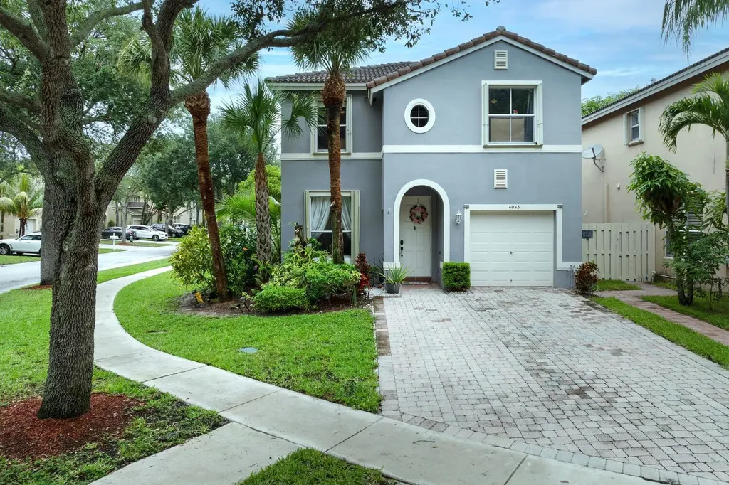 4043 Lake Tahoe Circle West Palm Beach FL 33409