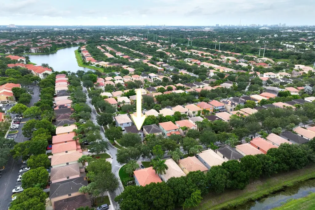 4043 Lake Tahoe Circle West Palm Beach FL 33409