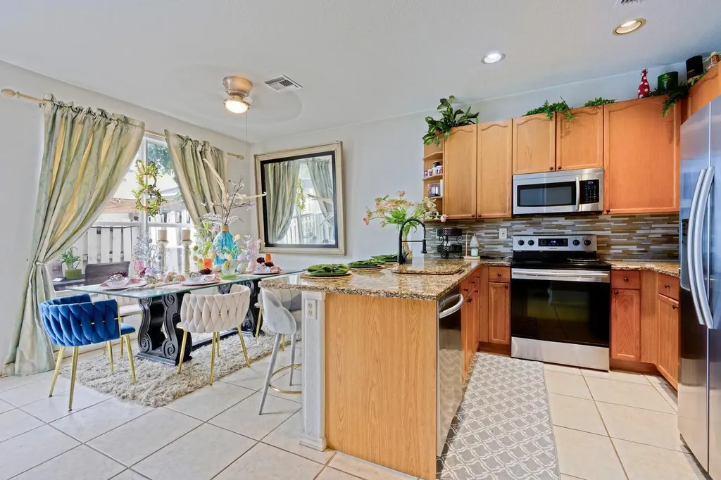4043 Lake Tahoe Circle West Palm Beach FL 33409