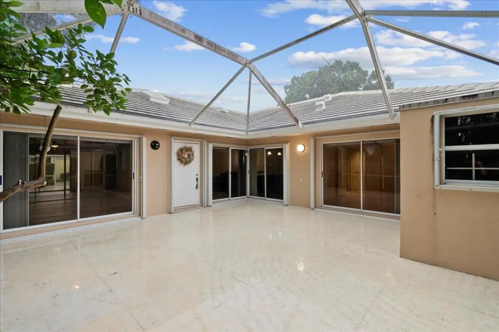 403 Sun Terrace Court Palm Beach Gardens FL 33403