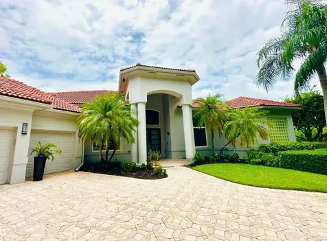 833 Forest Glen Lane Wellington FL 33414