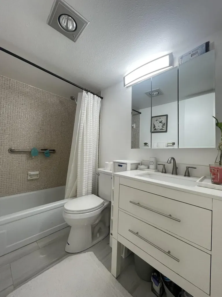 49 Mansfield B Boca Raton FL 33434