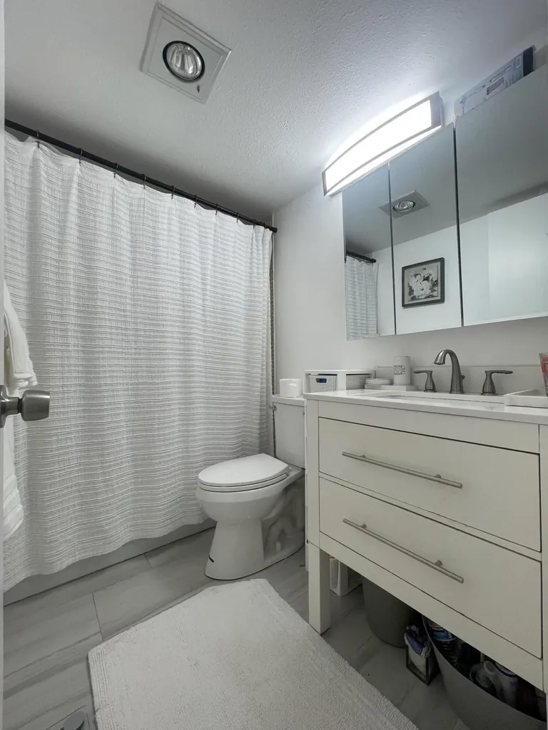 49 Mansfield B Boca Raton FL 33434