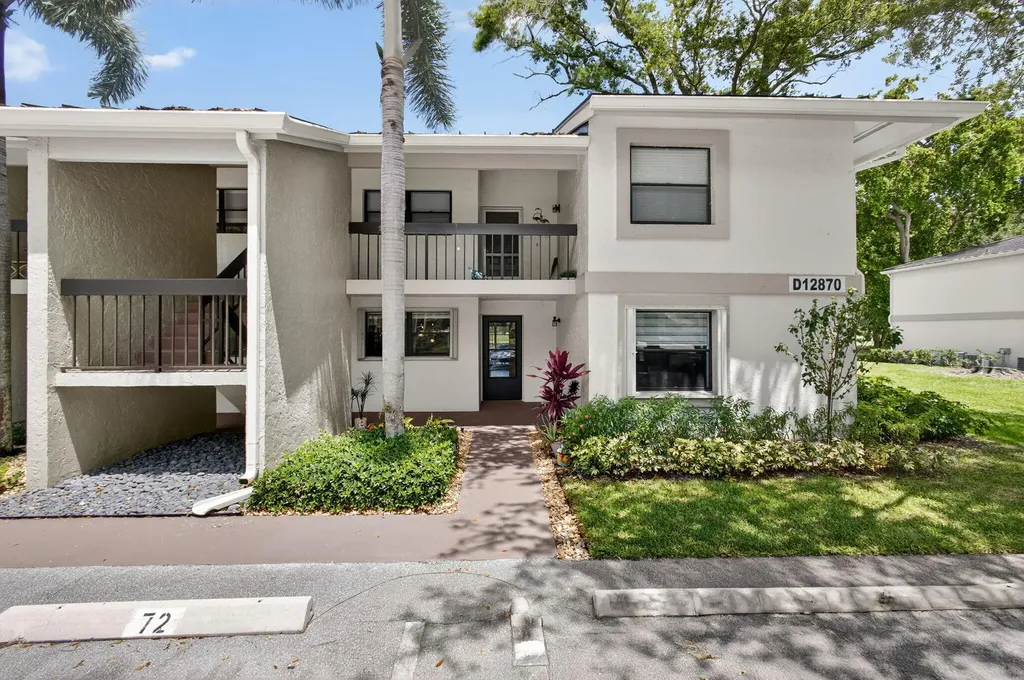 12870 Briarlake Drive Palm Beach Gardens FL 33418