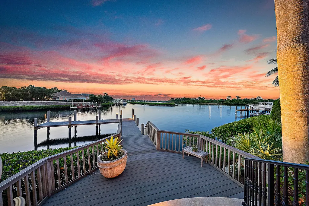 209 Commodore Drive Jupiter FL 33477