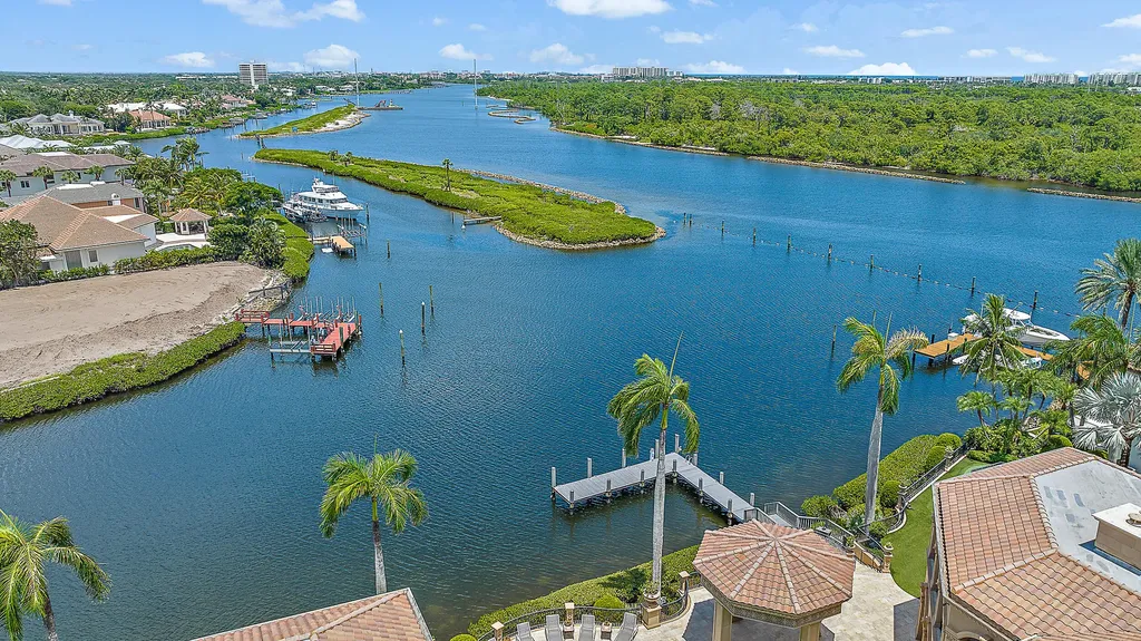 209 Commodore Drive Jupiter FL 33477