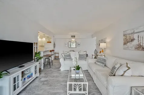 225 Beach Road Tequesta FL 33469