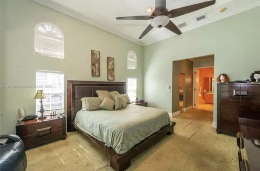 423 NE 3rd Street Pompano Beach FL 33060