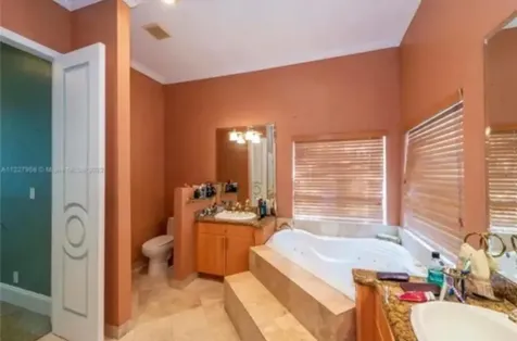 423 NE 3rd Street Pompano Beach FL 33060