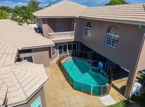 423 NE 3rd Street Pompano Beach FL 33060