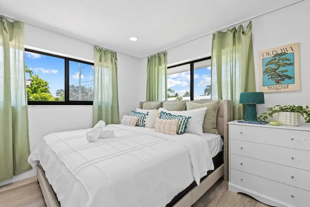 581 SE 5th Avenue Pompano Beach FL 33060