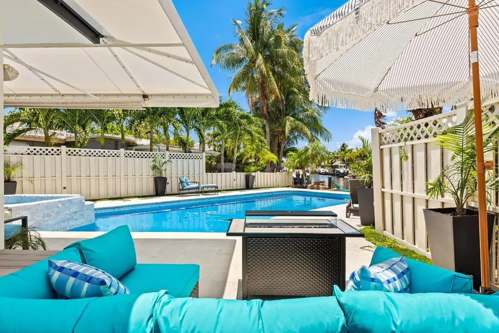 581 SE 5th Avenue Pompano Beach FL 33060