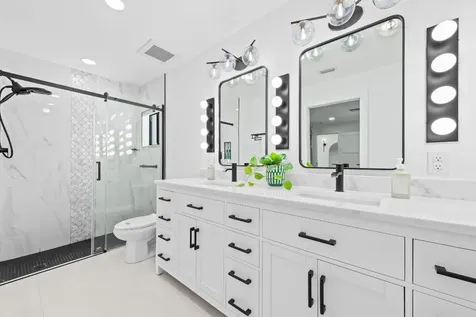 581 SE 5th Avenue Pompano Beach FL 33060