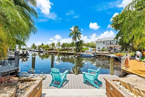 581 SE 5th Avenue Pompano Beach FL 33060