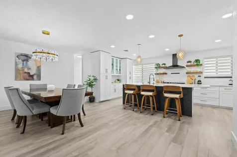 581 SE 5th Avenue Pompano Beach FL 33060