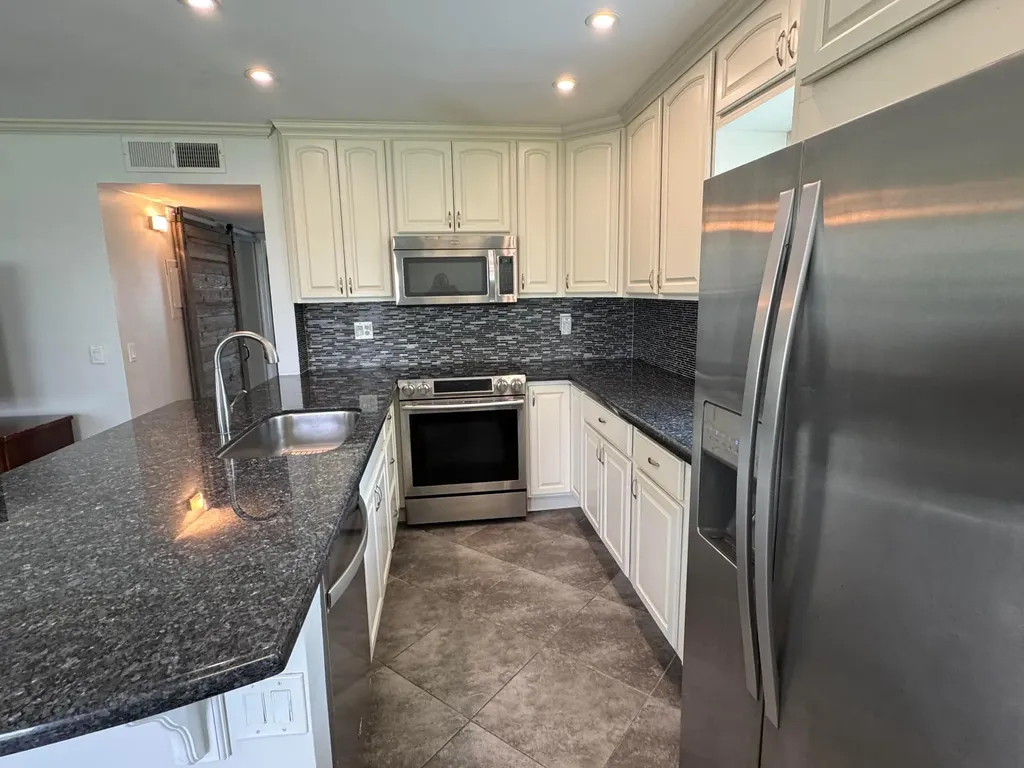 510 Flanders K Delray Beach FL 33484