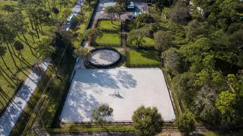 13529 E Citrus Drive Loxahatchee Groves FL 33470