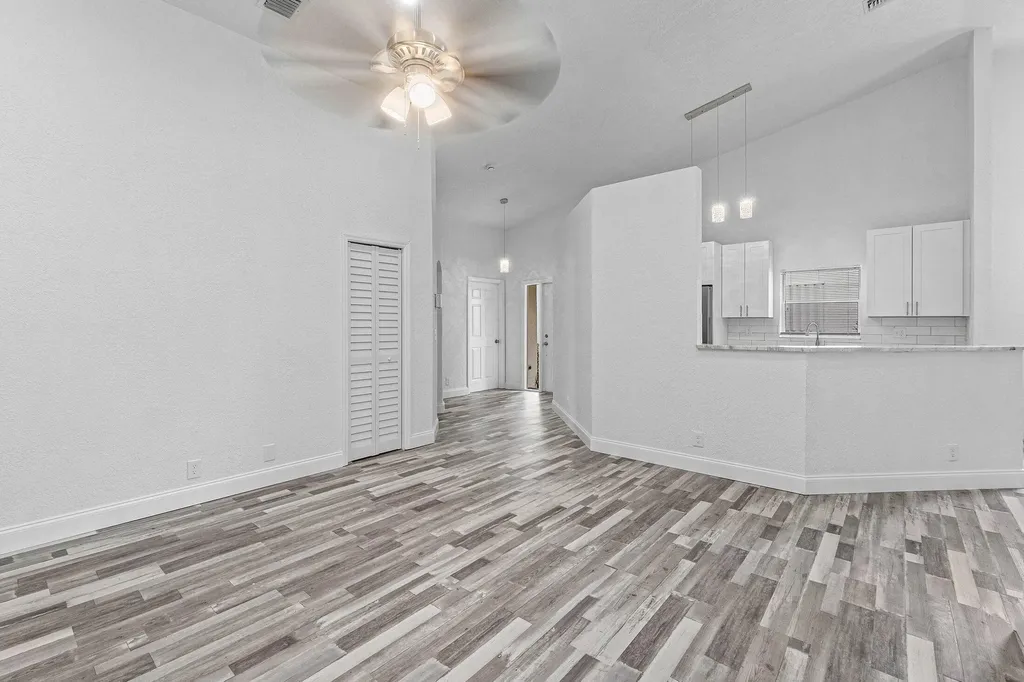 15465 Lake Gardenia Place Delray Beach FL 33484