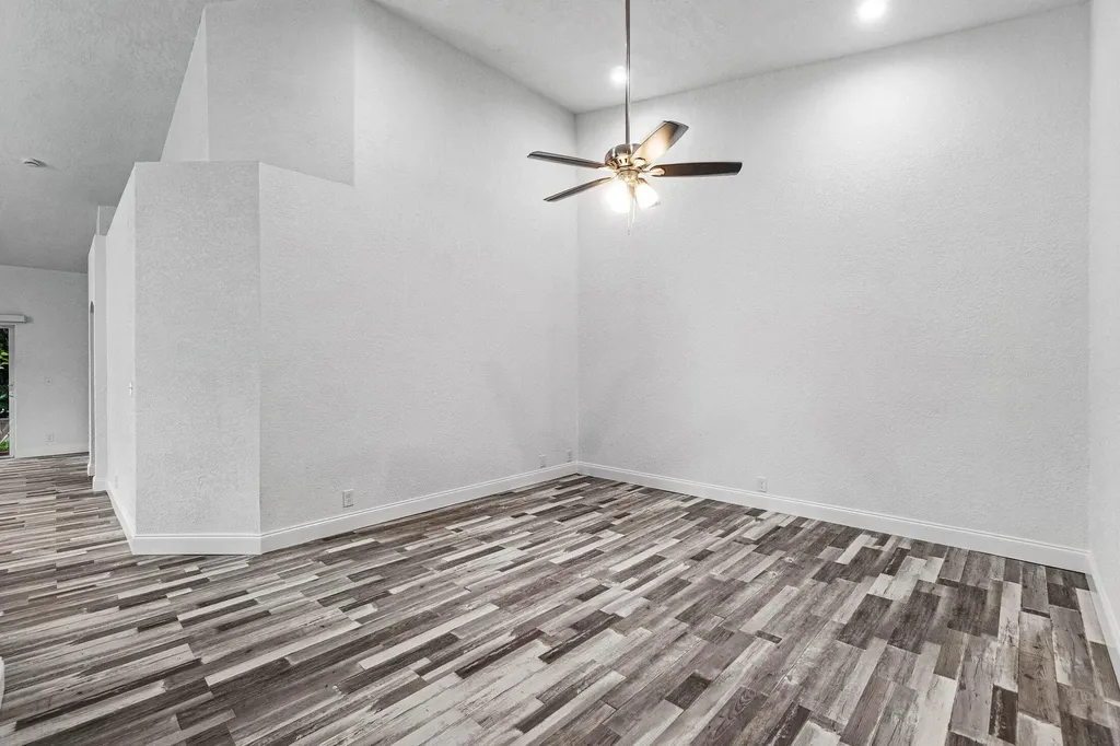 15465 Lake Gardenia Place Delray Beach FL 33484