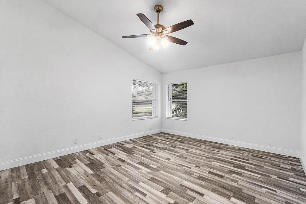 15465 Lake Gardenia Place Delray Beach FL 33484