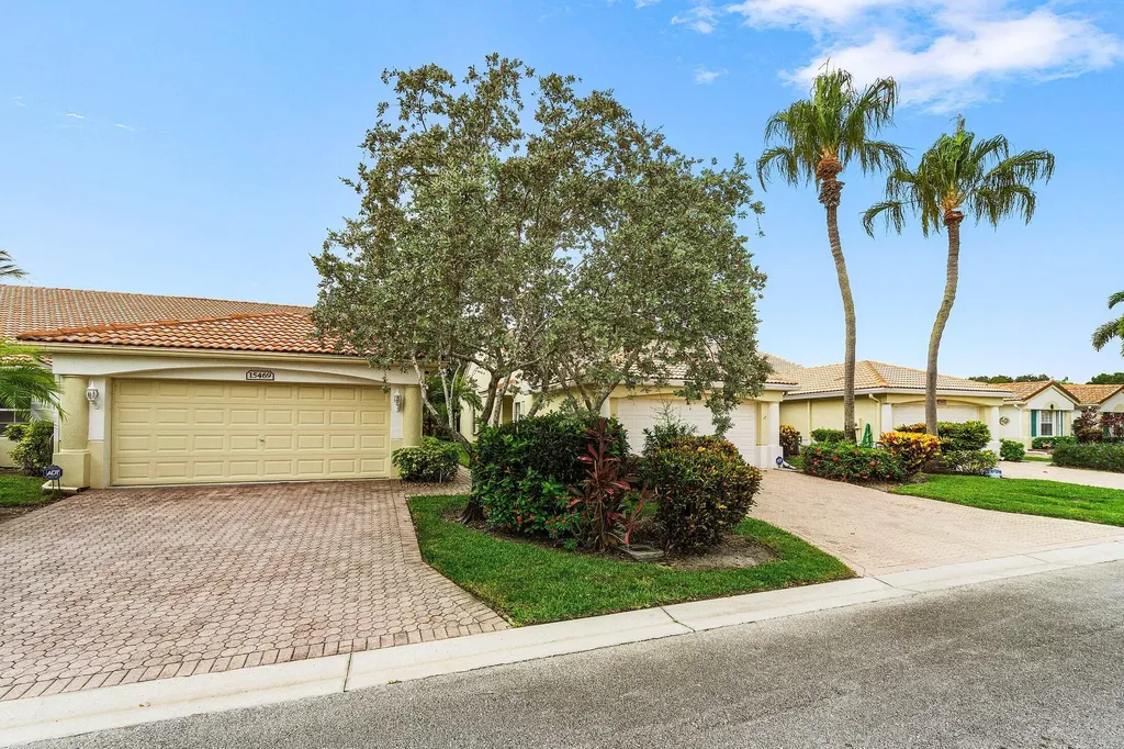 15465 Lake Gardenia Place Delray Beach FL 33484