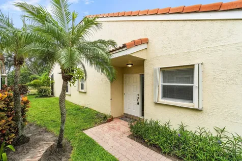 15465 Lake Gardenia Place Delray Beach FL 33484