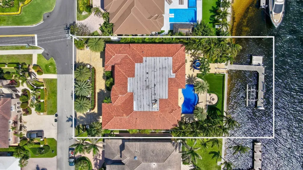 3870 NE 31st Avenue Lighthouse Point FL 33064