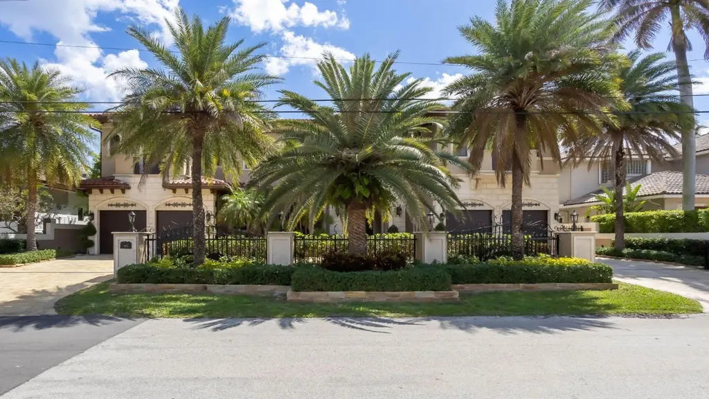 3870 NE 31st Avenue Lighthouse Point FL 33064