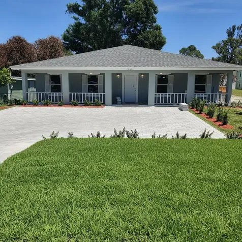 2206 S 34th Street Fort Pierce FL 34947