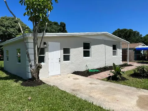 4620 39th Avenue Vero Beach FL 32967