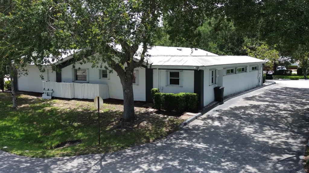 1399 SE Port Saint Lucie Boulevard Port St Lucie FL 34952