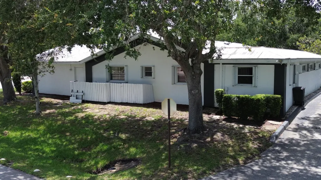 1399 SE Port Saint Lucie Boulevard Port St Lucie FL 34952